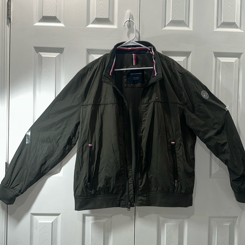 Tommy Hilfiger Green Windbreaker with Standing Collar and Elastic Cuffs
